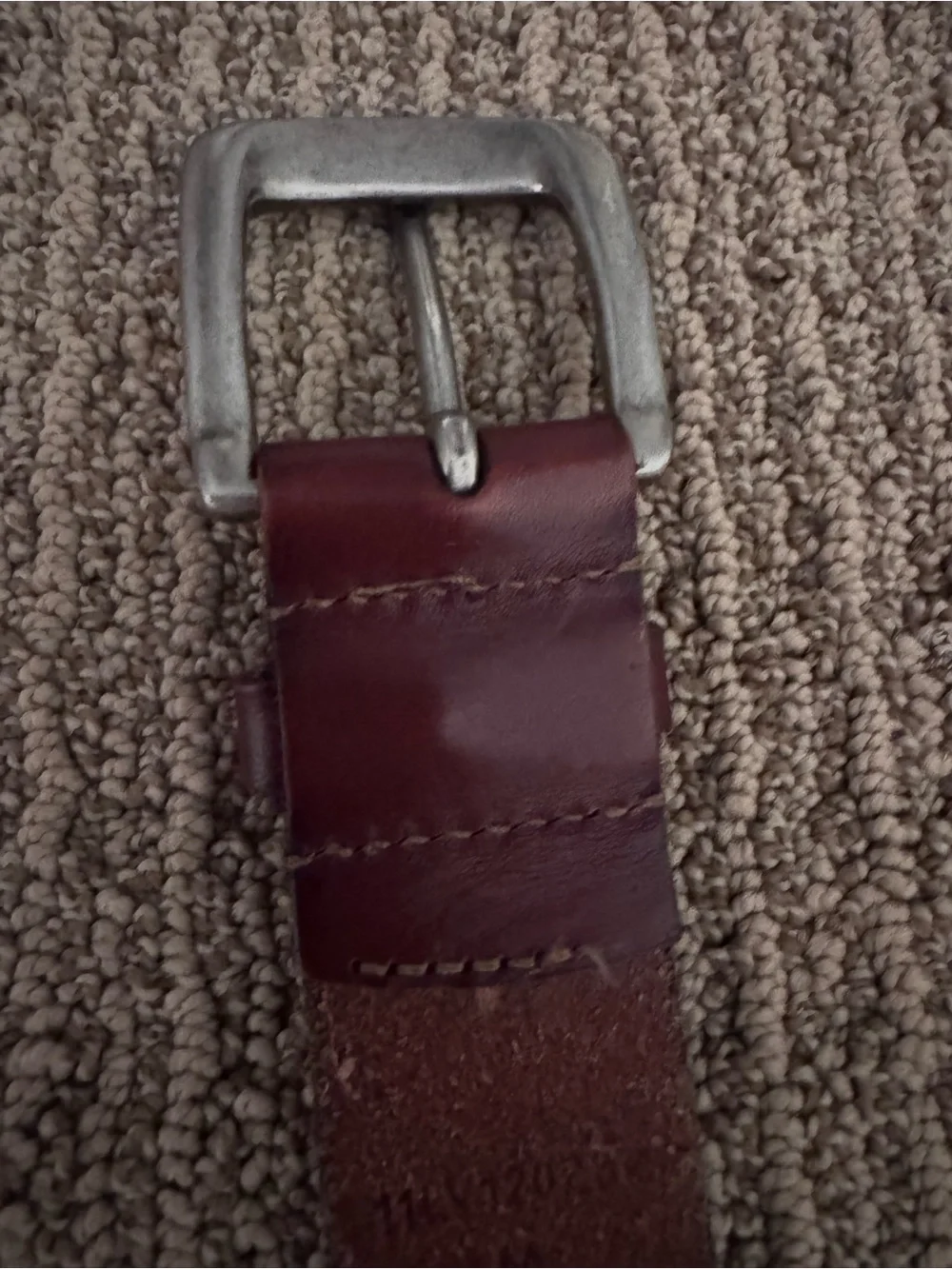 Levis rich burgundy